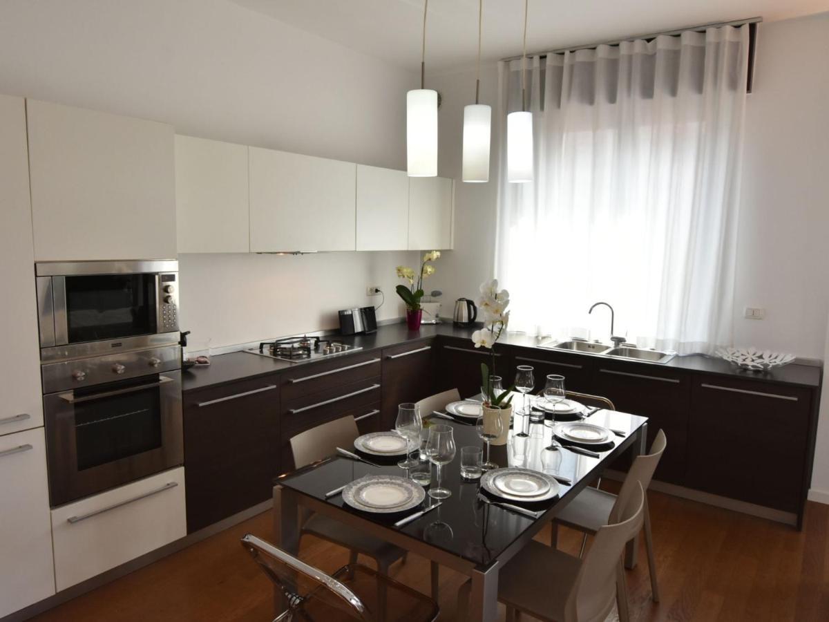 Apartment Corso Genova Apartment By Interhome 米兰 外观 照片